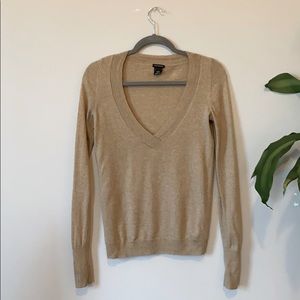 Club Monaco lightweight wool sweater deep v-neck
